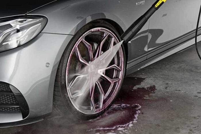 KARCHER-Sredstvo-za-ciscenje-felgi-RM-667-05-l-2 KARCHER Sredstvo za čišćenje felgi RM 667 0,5 l - Slika 3