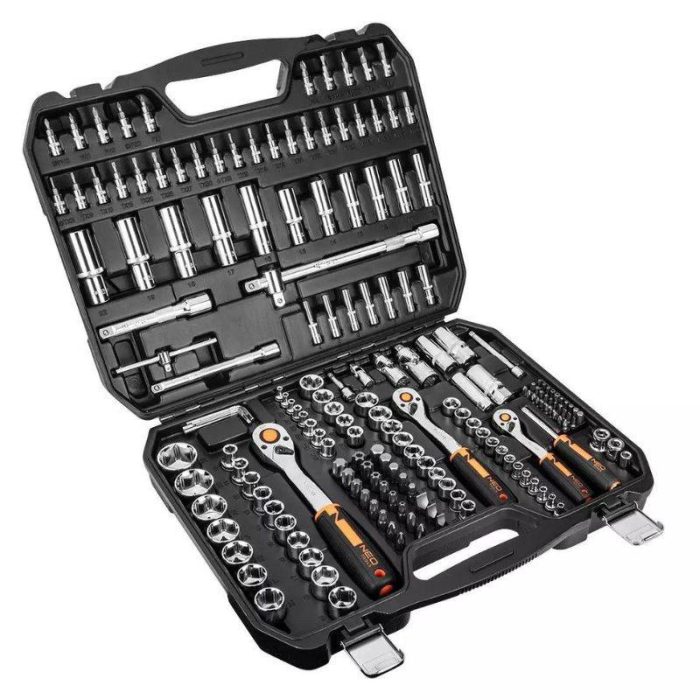 Set nasadnih ključeva 1/2" 3/8" 1/4" 182 kom NEO 10-074 Set nasadnih ključeva 1/2" 3/8" 1/4" 182 kom NEO 10-074