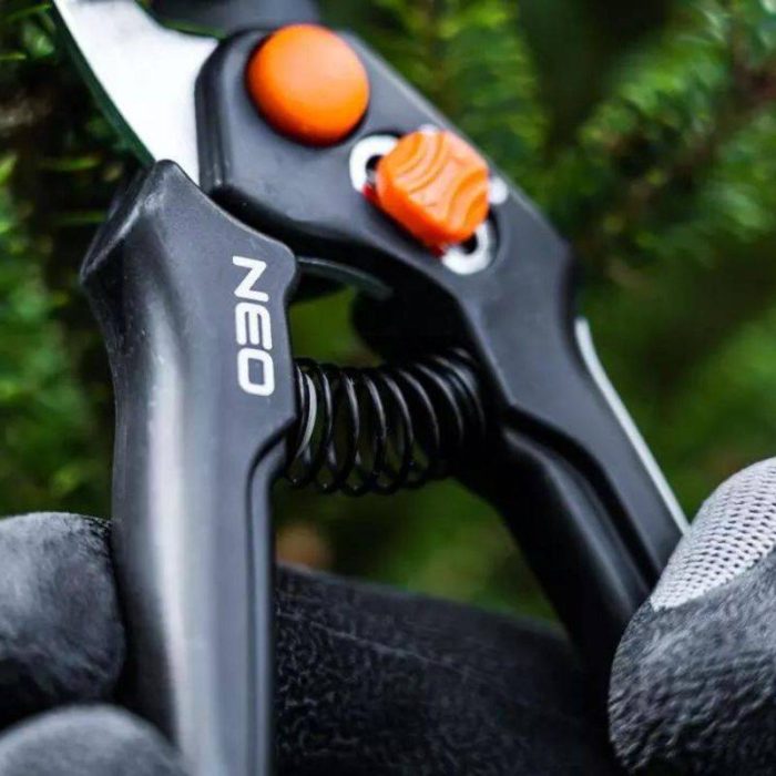 Vrtne-skare-185-mm-NEO-15-200-4 Vrtne škare 185 mm NEO 15-200 - Slika 5