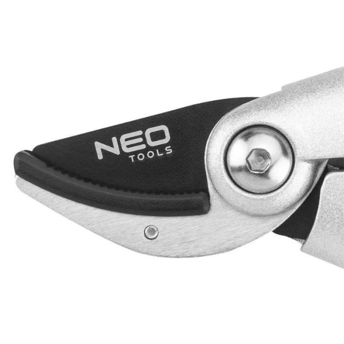 Vrtne-skare-210-mm-NEO-15-213-3 Vrtne škare 210 mm NEO 15-213 - Slika 4