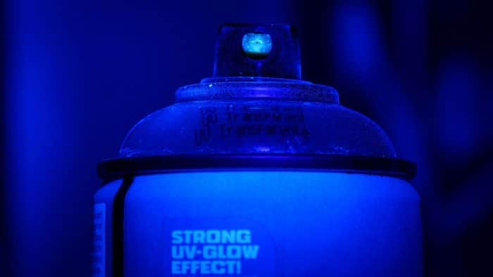 Montana-UV-Effect-Transparent-Sprej-400ml-7 MONTANA UV-Effect Transparent Sprej 400ml - Slika 8