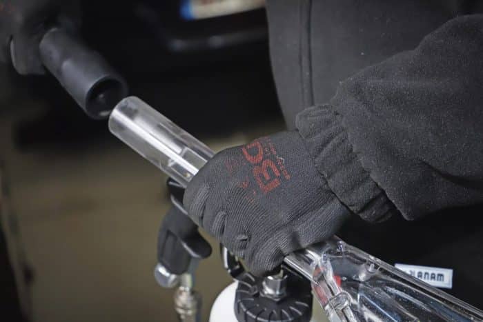 Pneumatski-pistolj-za-ciscenje-s-cetkom-i-usisnim-nastavkom-7-dijelni-7 Pneumatski pištolj za čišćenje s četkom i usisnim nastavkom | 7-dijelni - Slika 7