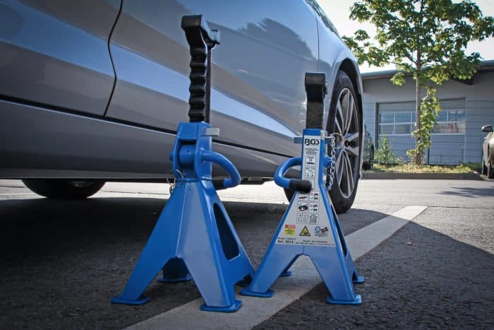 Postolja za osovine | nosivost 2000 kg / par | hod 268 - 418 mm | 1 par - Slika 2