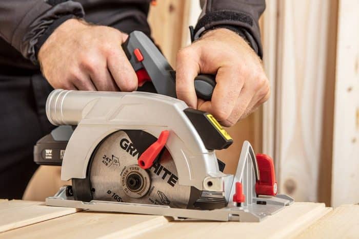 GRAPHITE Aku kružna pila 165 mm, 18 V 58G023 - Slika 3