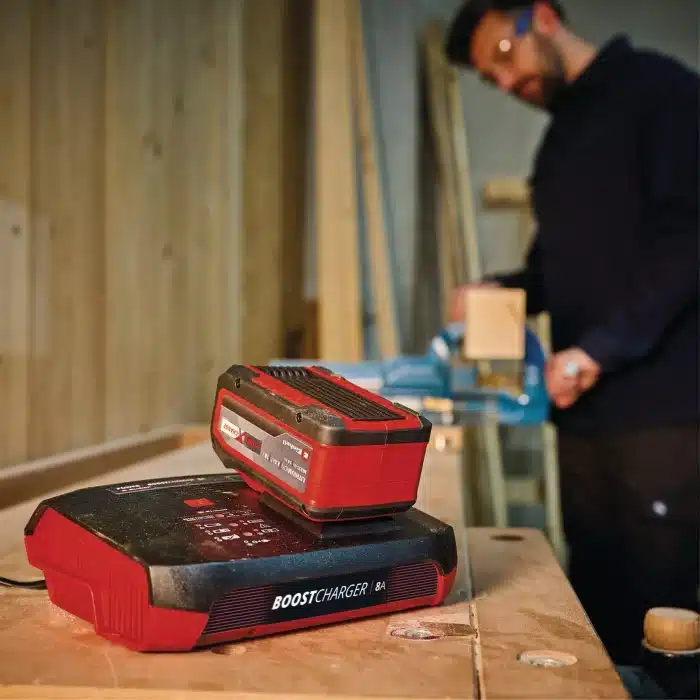 Einhell punjač za baterije Power X-Boostcharger 8A - Slika 2