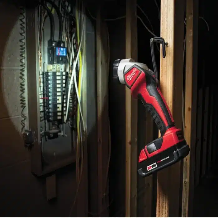 AKU LED LAMPA M18TLED-0 MILWAUKEE 4932430361 - Slika 2