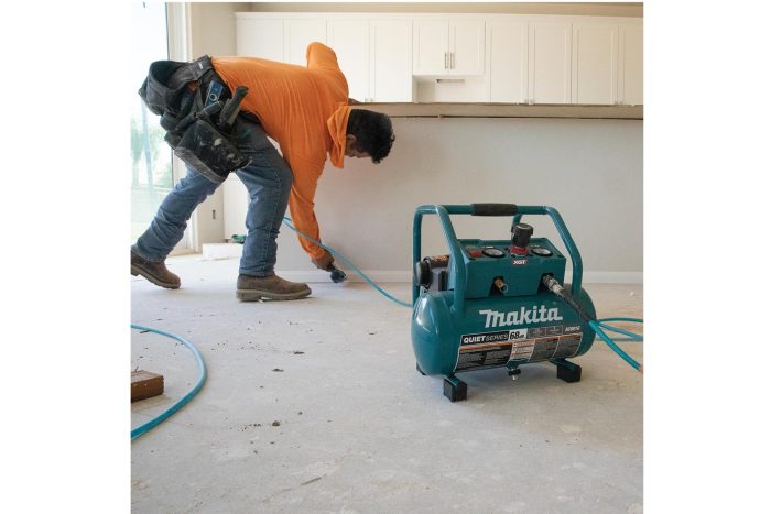 Aku kompresor Makita AC001GZ 40V 7.6l - Slika 2