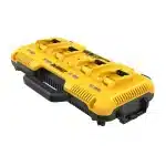 DeWALT brzi punjač sa 4 slota 18V/54V FLEXVOLT DCB104