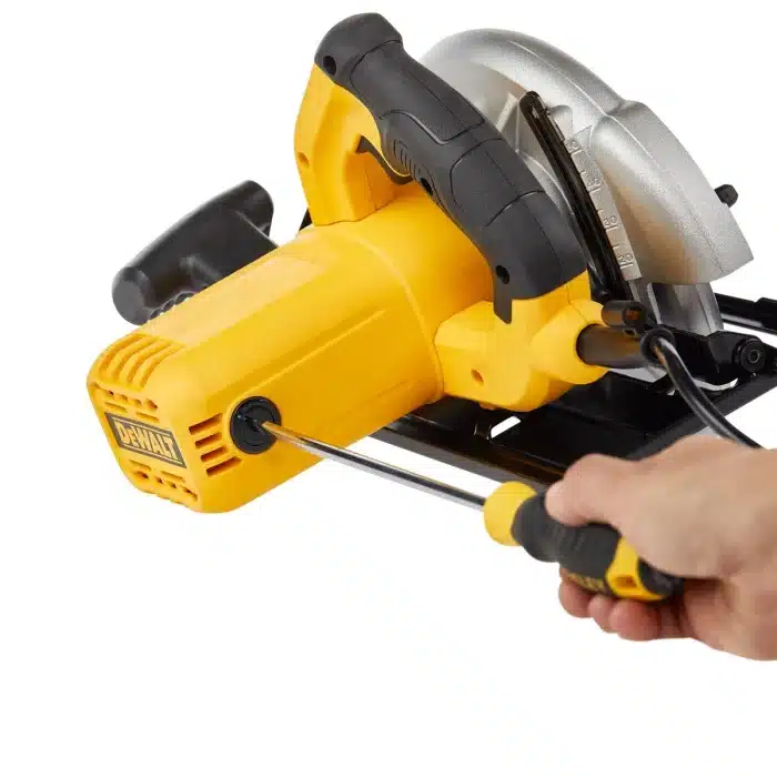 DeWALT ručni cirkular kružna pila 190 mm DWE5615 - Slika 3
