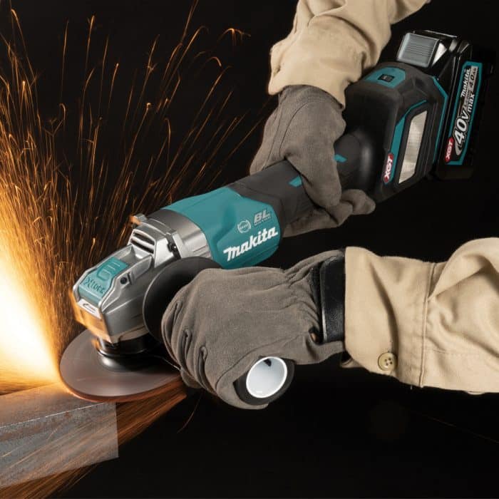 Aku kutna brusilica Makita GA044GZ 40V 125mm - Slika 2